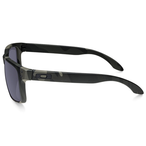 J Harlen Co. - Oakley Holbrook™ Multicam® Black/Gray Glasses OO9102-93