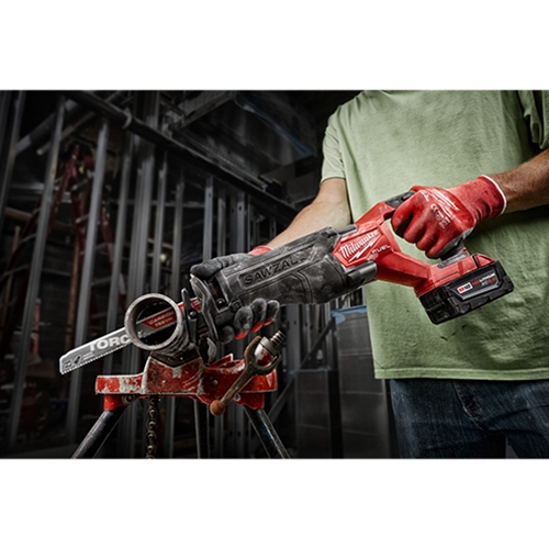 Milwaukee m18 sawzall store light flashing